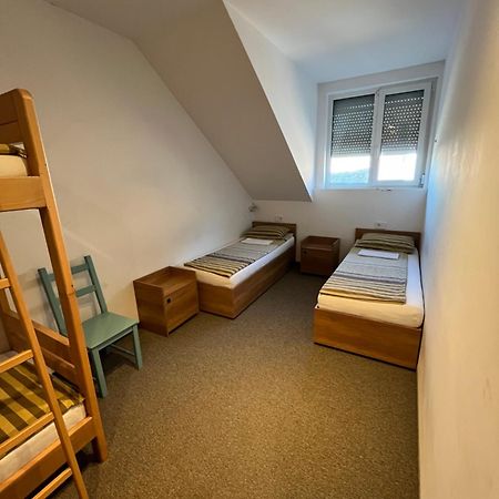 Terasa Hostel Novi Sad Ngoại thất bức ảnh
